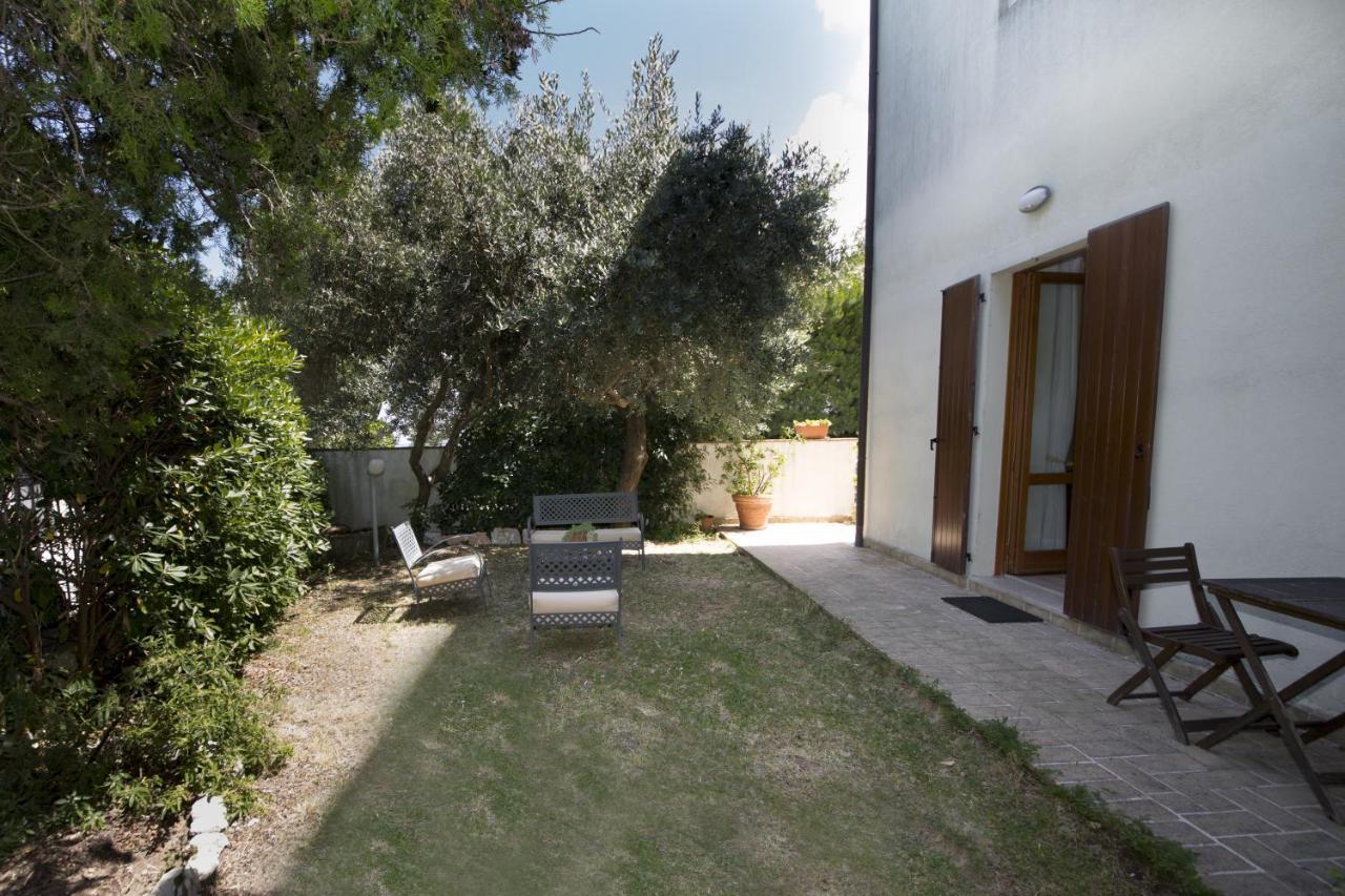 Ferienwohnung Brezza Del Conero Ancona Exterior foto